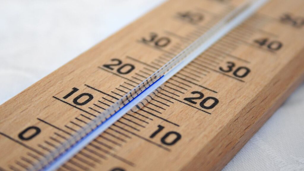 deep pour epoxy, deep pour epoxy resin, table top epoxy, table top epoxy resin